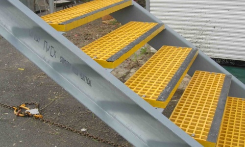 FRP-Stair-Tread-500x300