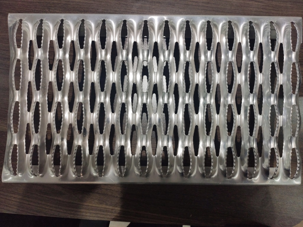 diamond-grating-supplier-uae